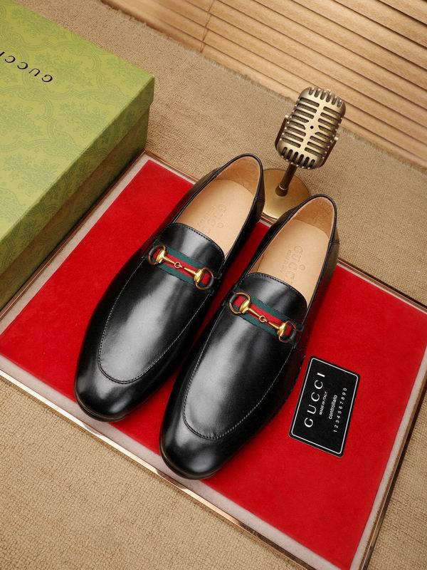 Gucci Men's Shoes 2352